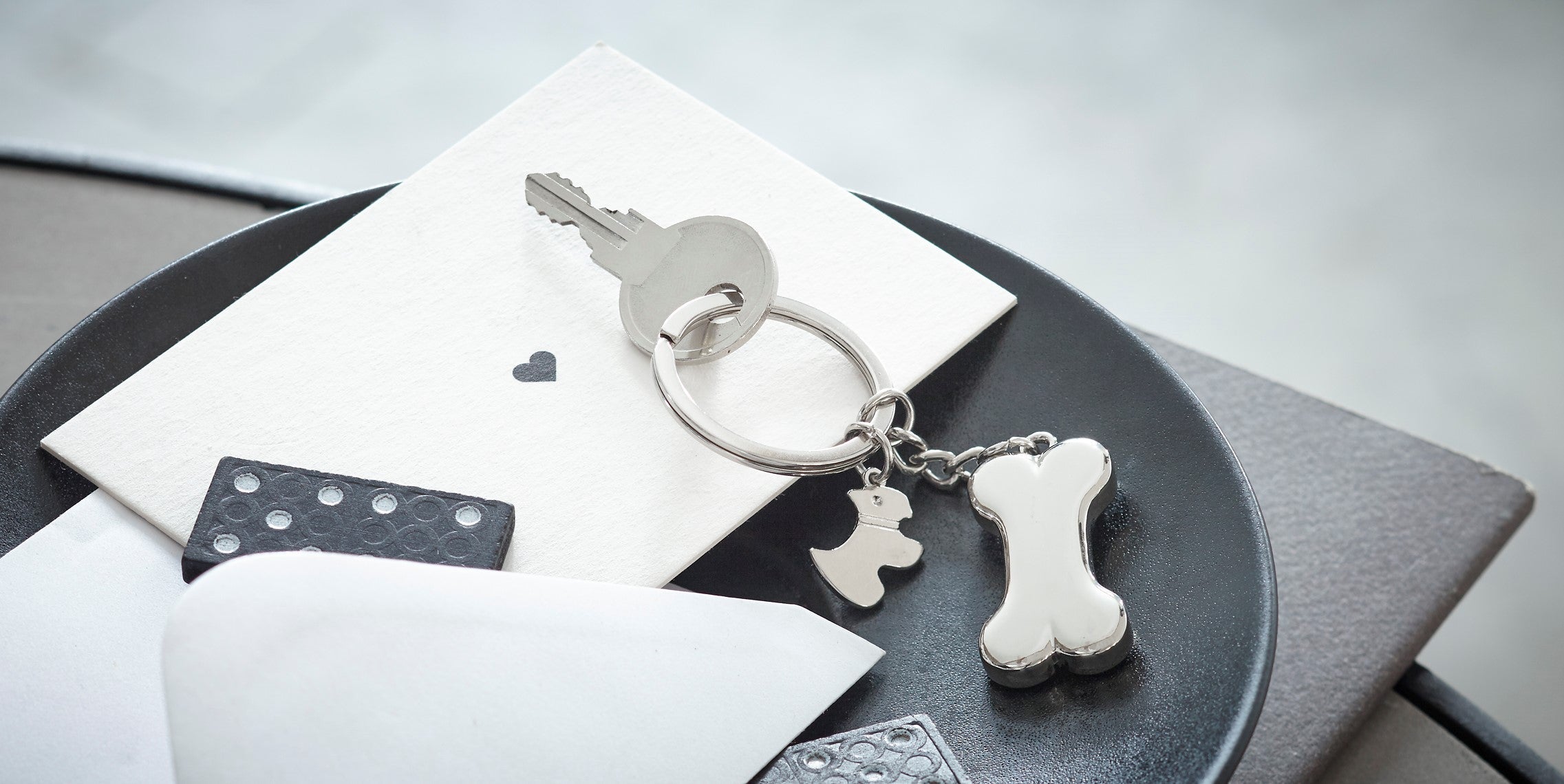 Schlüsselanhänger KNOCHEN für Hunde – Ansicht 2